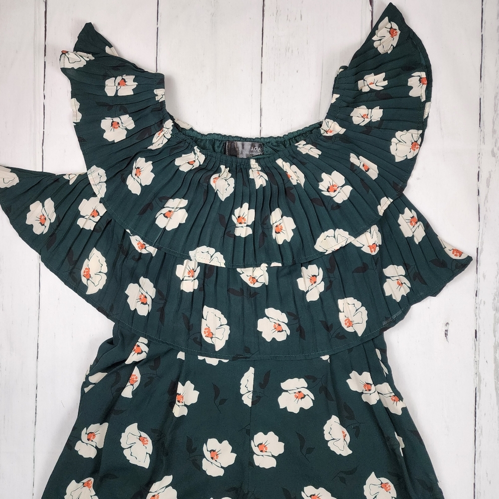 J.O.A. from Anthropologie -- Green Floral Jumpsuit - Wide Leg Flowy with Pockets - Picture 11 of 13